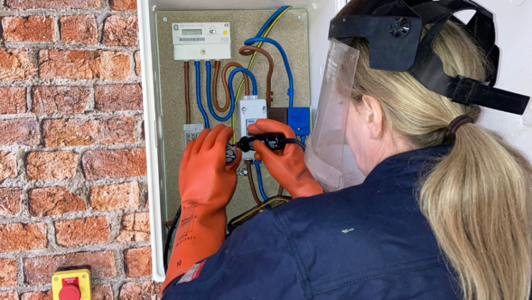 Metering Engineer A Day in the Life of a Smart Meter Engineer at EES - Energise Energy ...